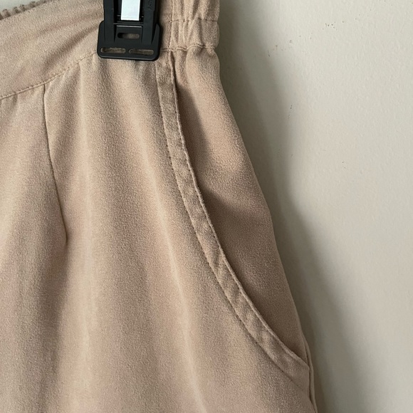 *SOLD* Vintage faux suede trousers - Picture 5 of 5